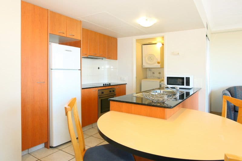 406 "Palazzo Colonnades" 2988 Surfers Paradise Boulevard, SURFERS PARADISE QLD 4217, Surfers Paradise - Thumbnail 4