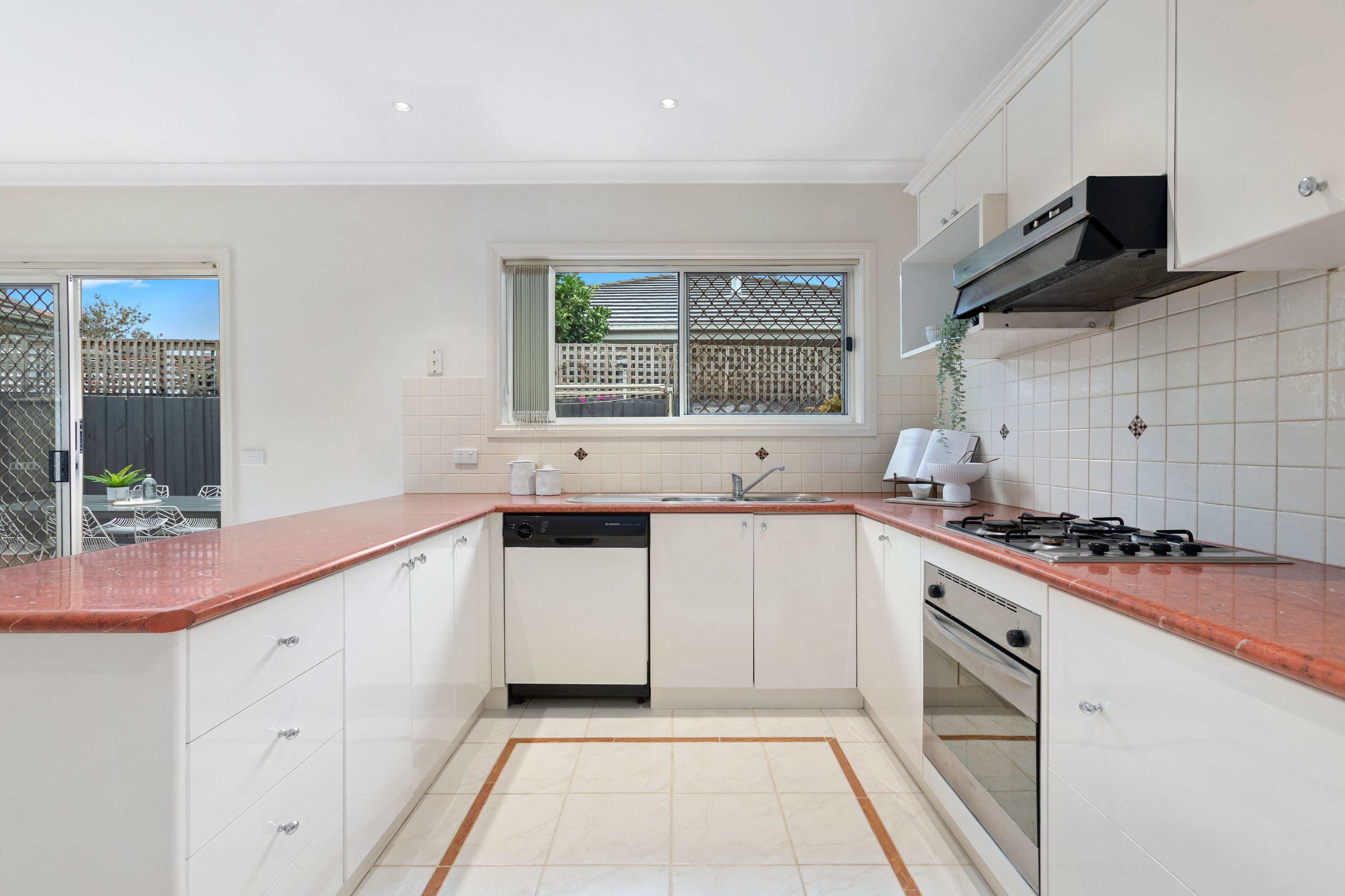 37 Devon Street, Cheltenham VIC 3192, Cheltenham - Thumbnail 5