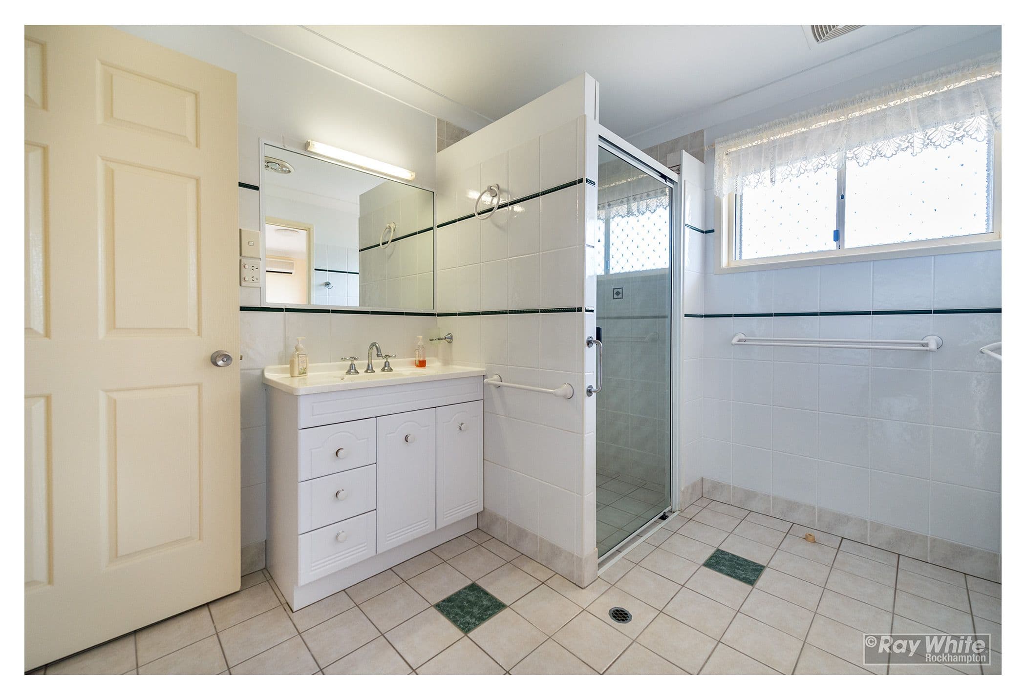 100 Upper Dawson Road, Allenstown QLD 4700, Allenstown - Thumbnail 3