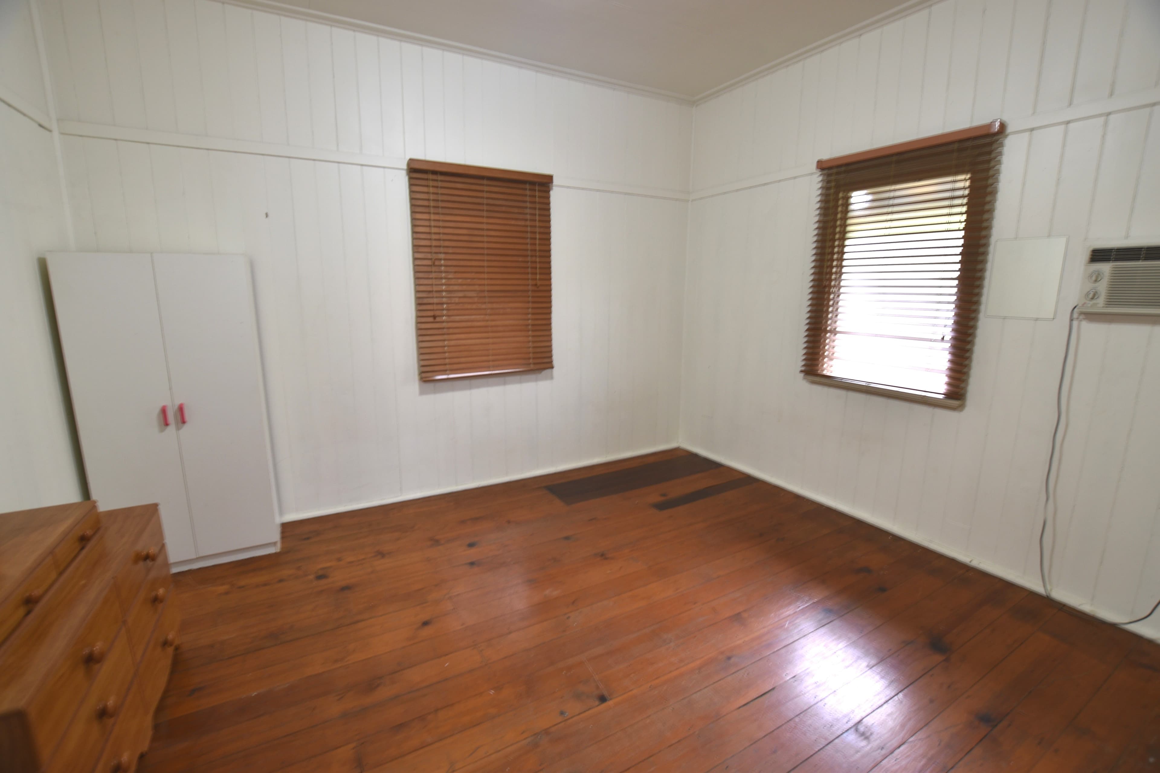 40 Bramston Street, Gladstone Central QLD 4680, Gladstone Central - Thumbnail 5