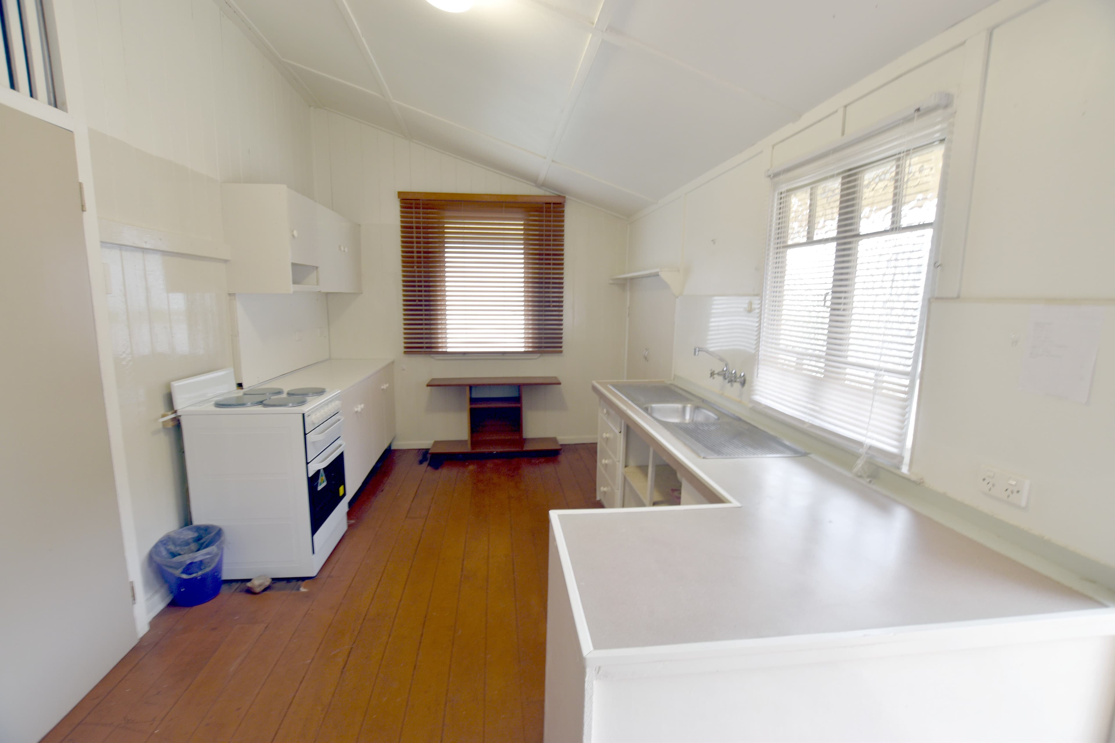 40 Bramston Street, Gladstone Central QLD 4680, Gladstone Central - Thumbnail 7