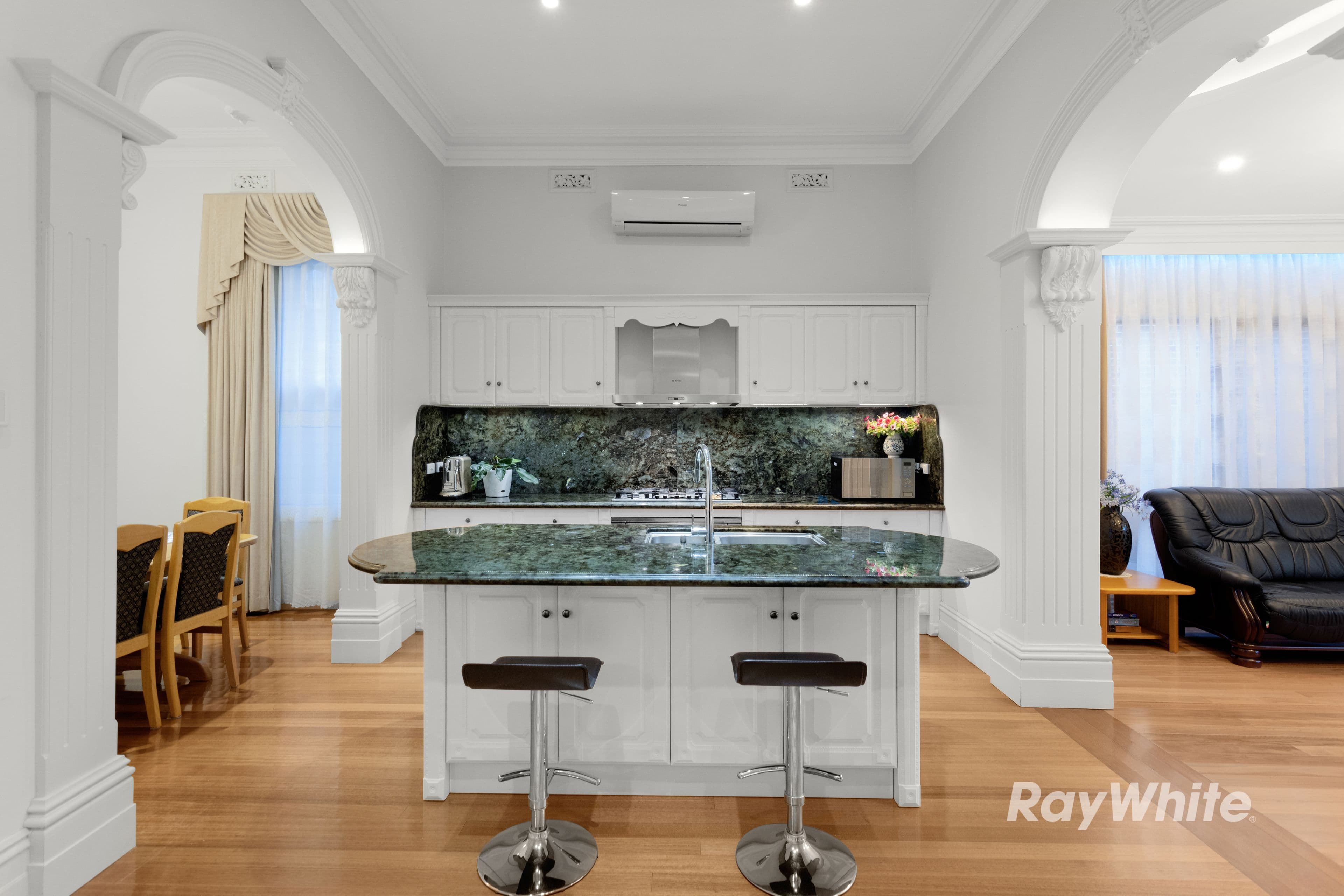 240 Tucker Road, McKinnon VIC 3204, McKinnon - Thumbnail 3