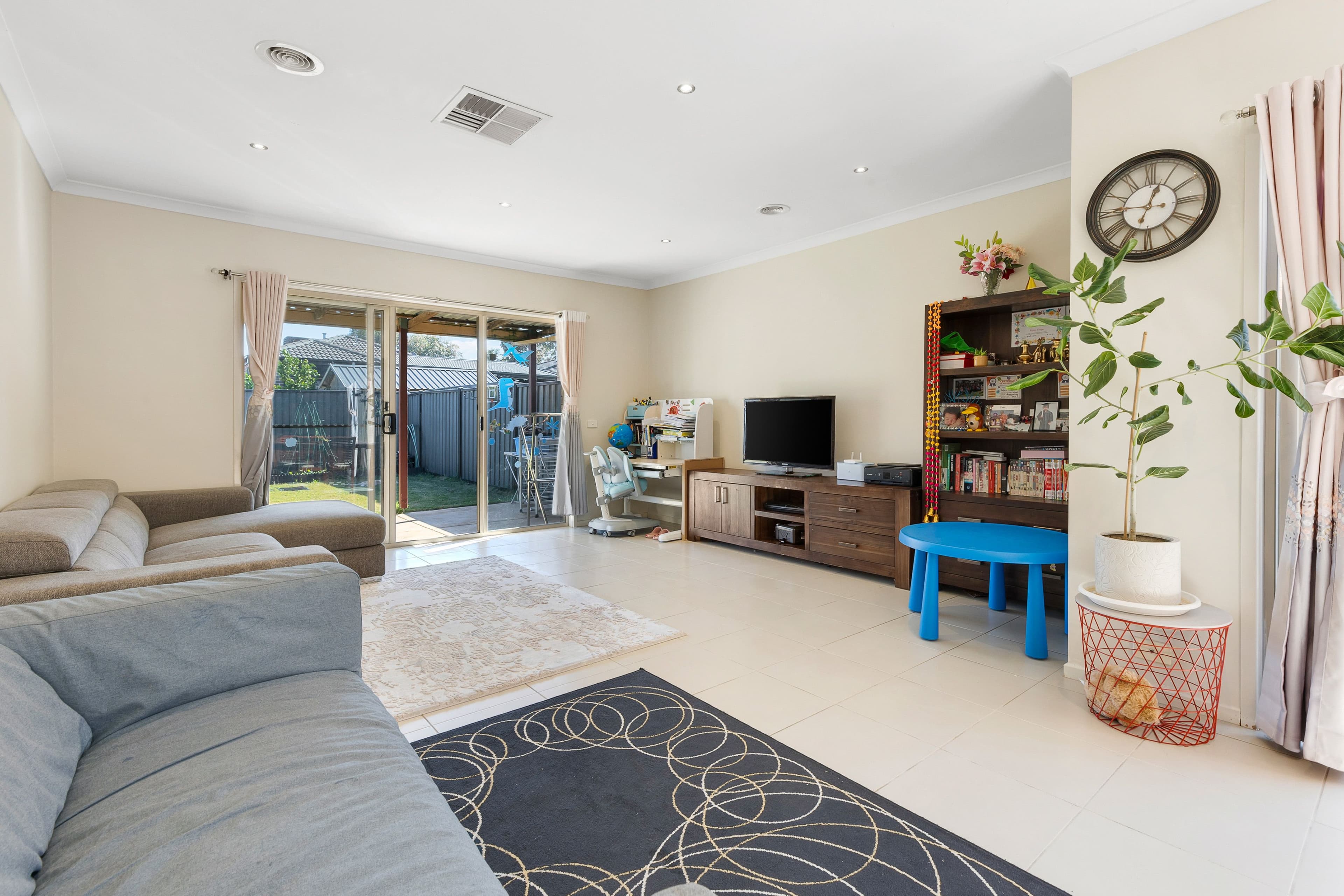 11 Falls Avenue, Craigieburn VIC 3064, Craigieburn - Thumbnail 5