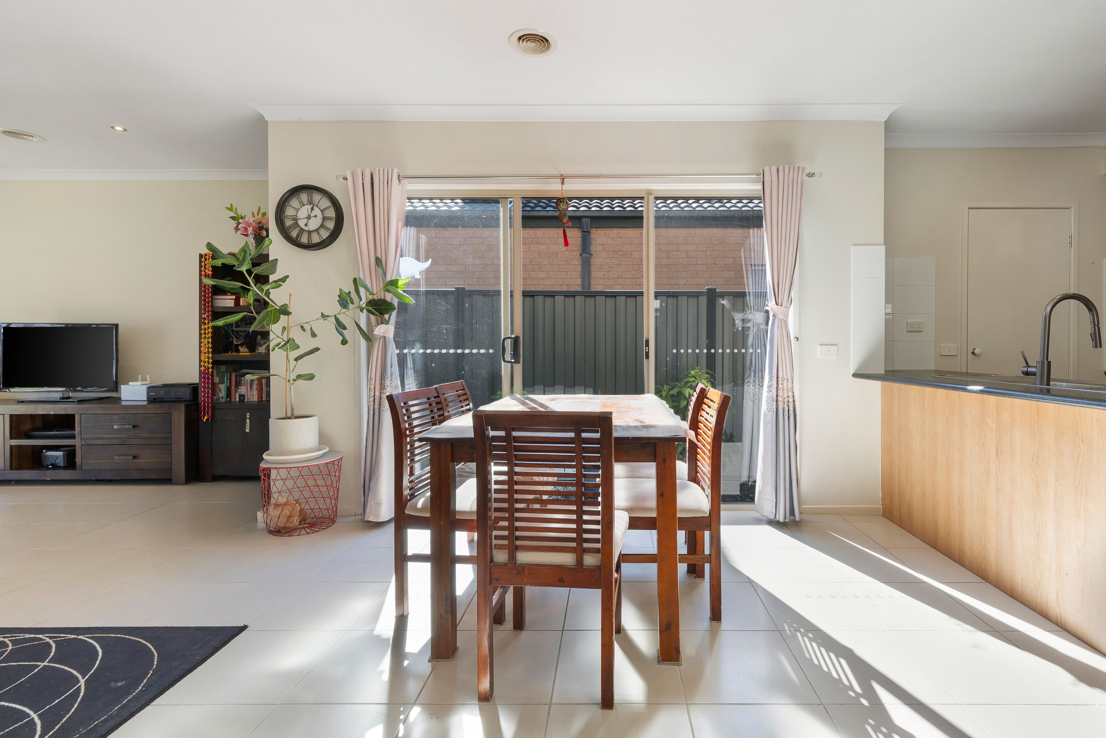 11 Falls Avenue, Craigieburn VIC 3064, Craigieburn - Thumbnail 6