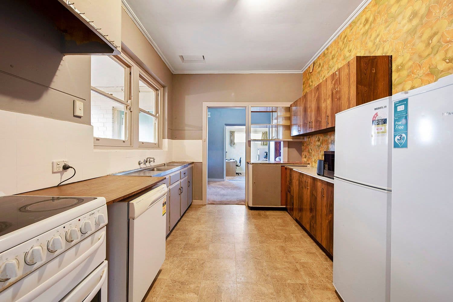 25 Kearnes Road, Oaklands Park SA 5046, Oaklands Park - Thumbnail 2