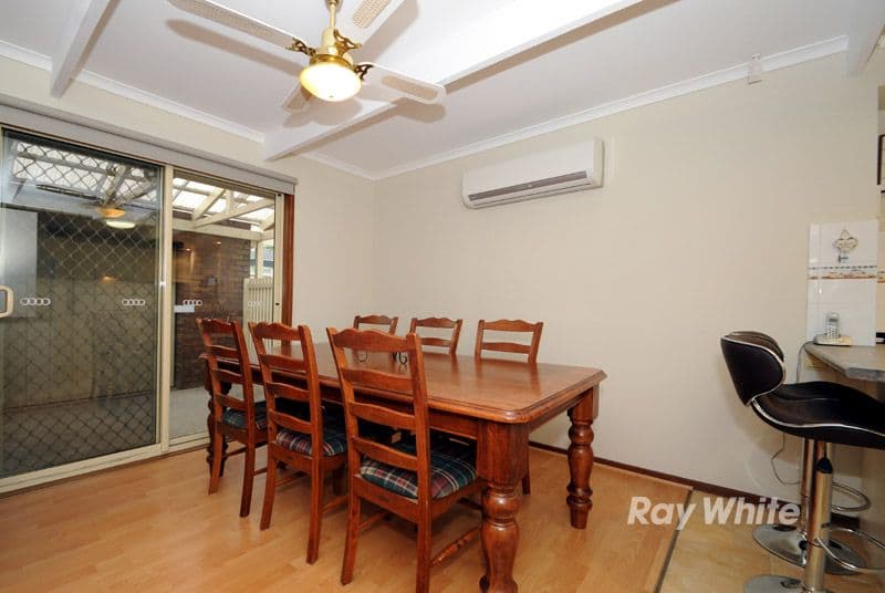 38 Marylyn Place, CRANBOURNE VIC 3977, Cranbourne - Thumbnail 3