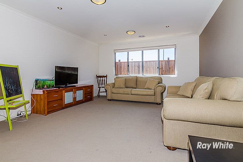 24 Black Gum Crescent, Cranbourne West VIC 3977, Cranbourne West - Thumbnail 8