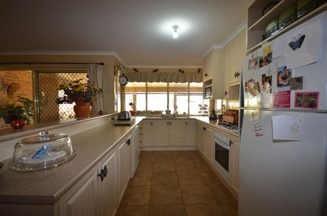 9 Mitchell Flat, BURRA SA 5417, Burra - Thumbnail 4