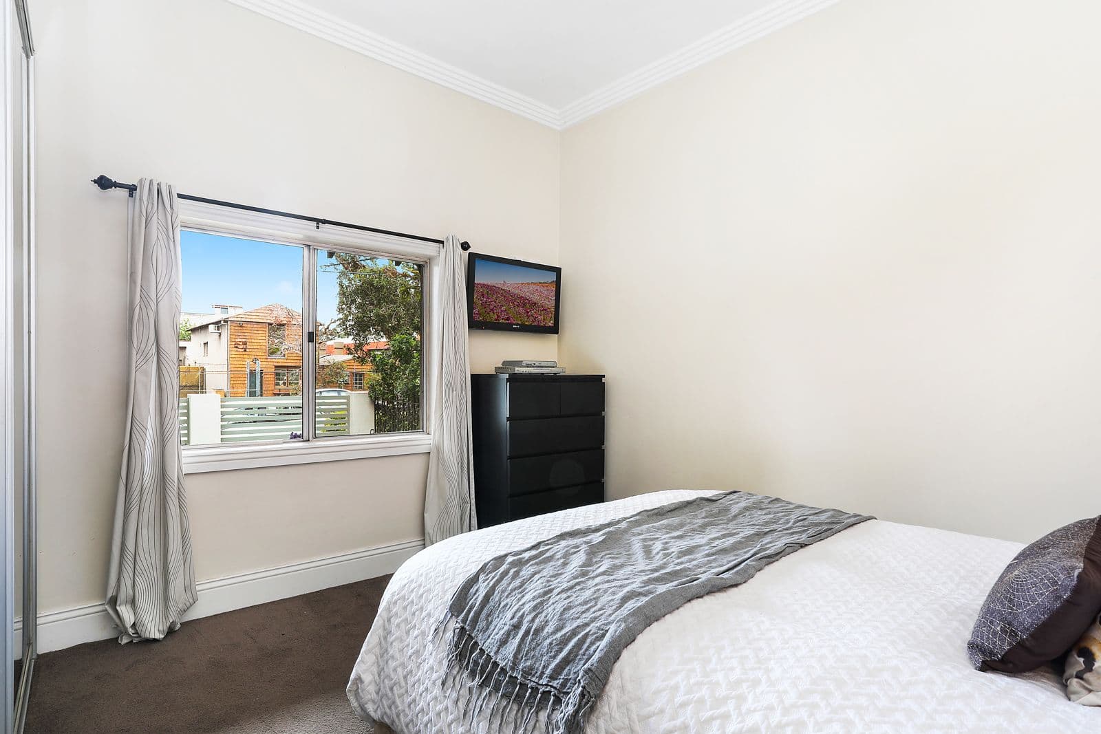 32 Daphne Street, Botany - Thumbnail 5