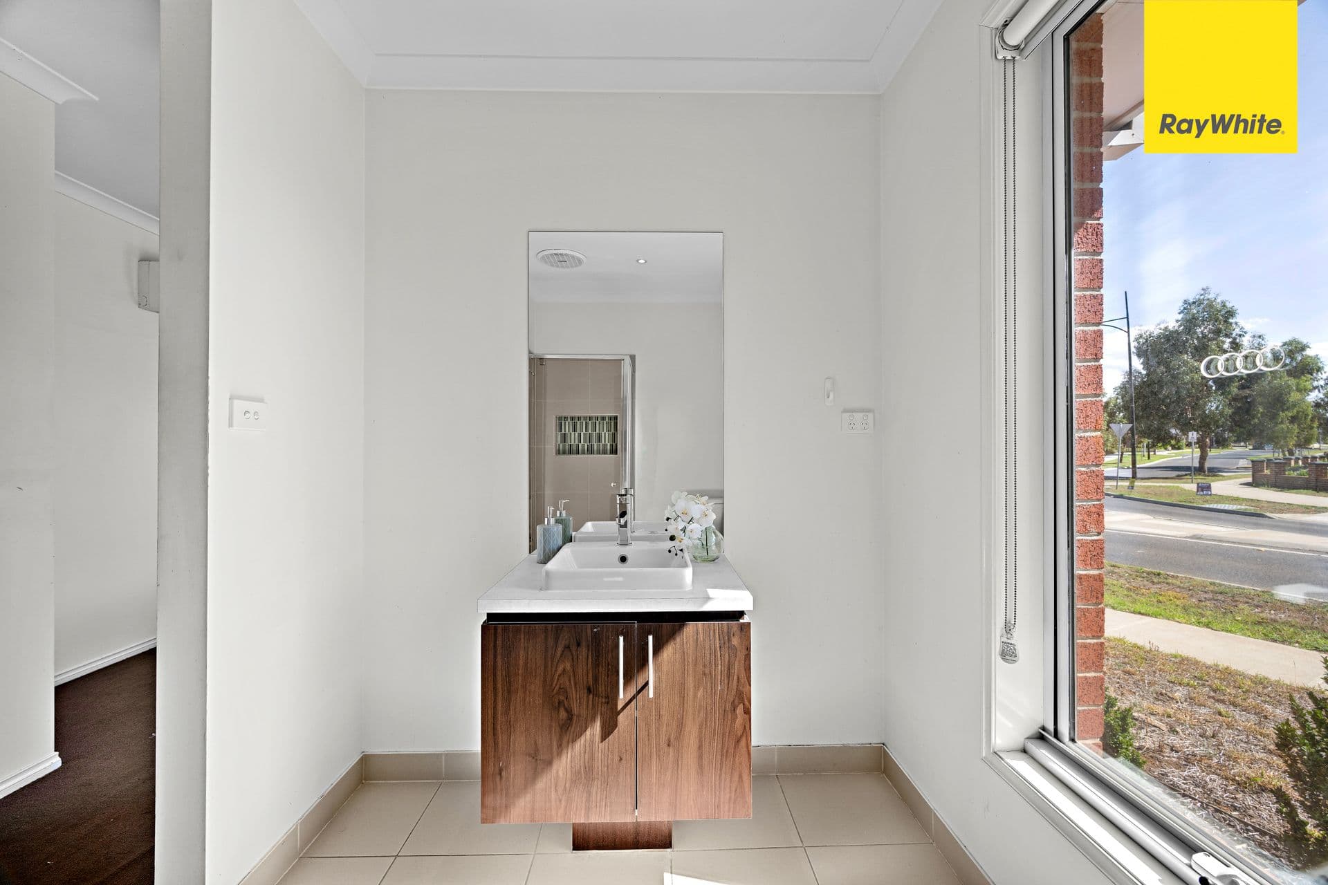 32 Diamond Parade, COBBLEBANK VIC 3338, Cobblebank - Thumbnail 3