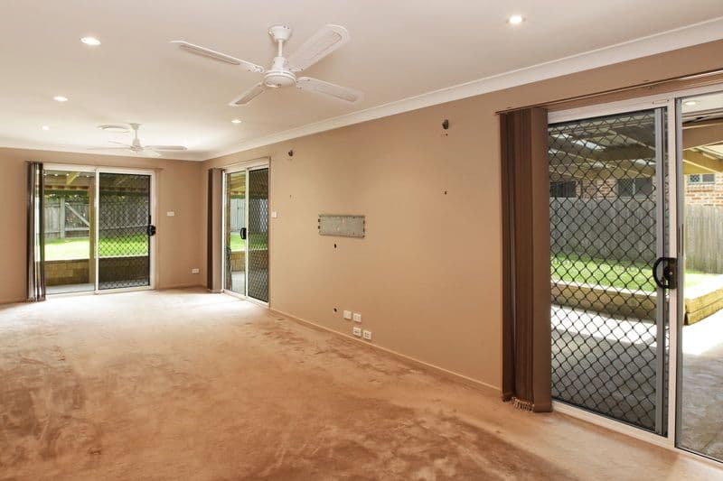 13 Maybern Close, NORTH NOWRA NSW 2541, North Nowra - Thumbnail 4