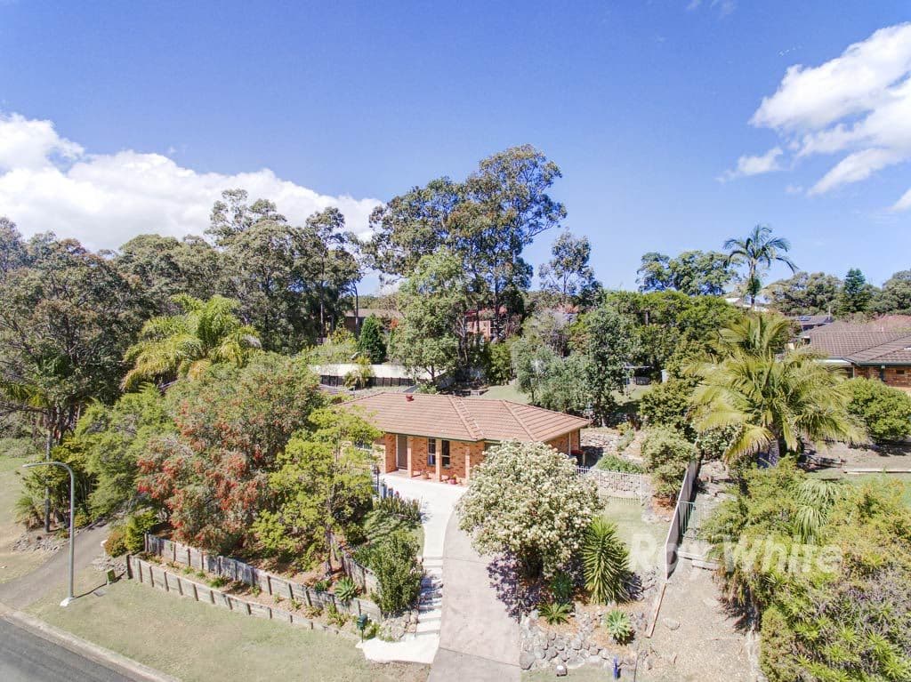 5 Columbia Close, Woodrising - Thumbnail 4