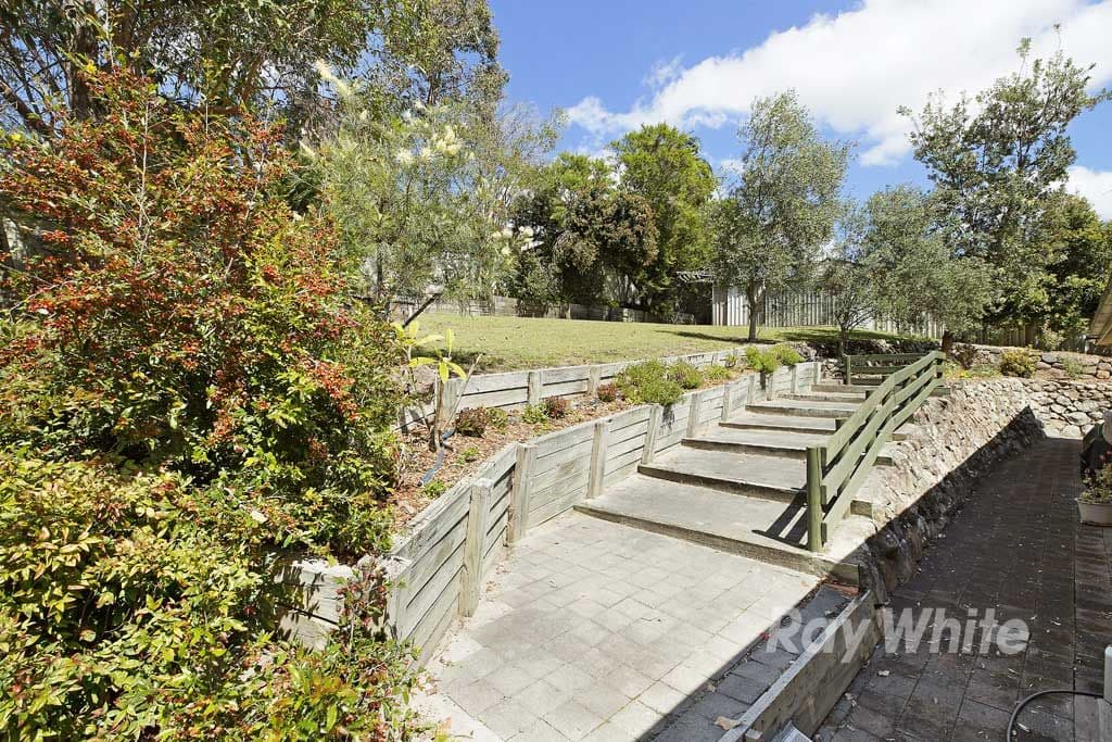 5 Columbia Close, Woodrising - Thumbnail 8