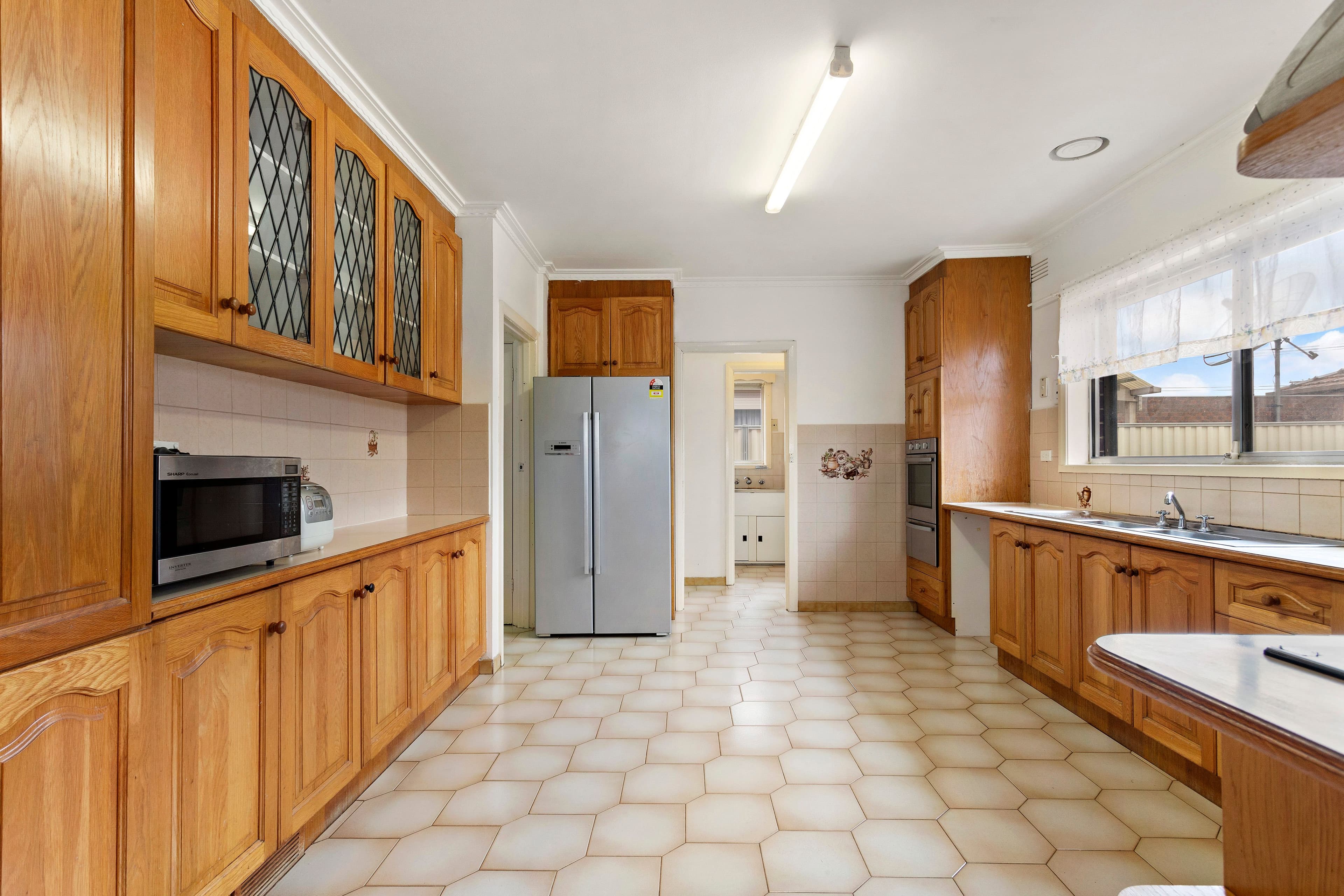 81 Rosemary Drive, Lalor VIC 3075, Lalor - Thumbnail 2
