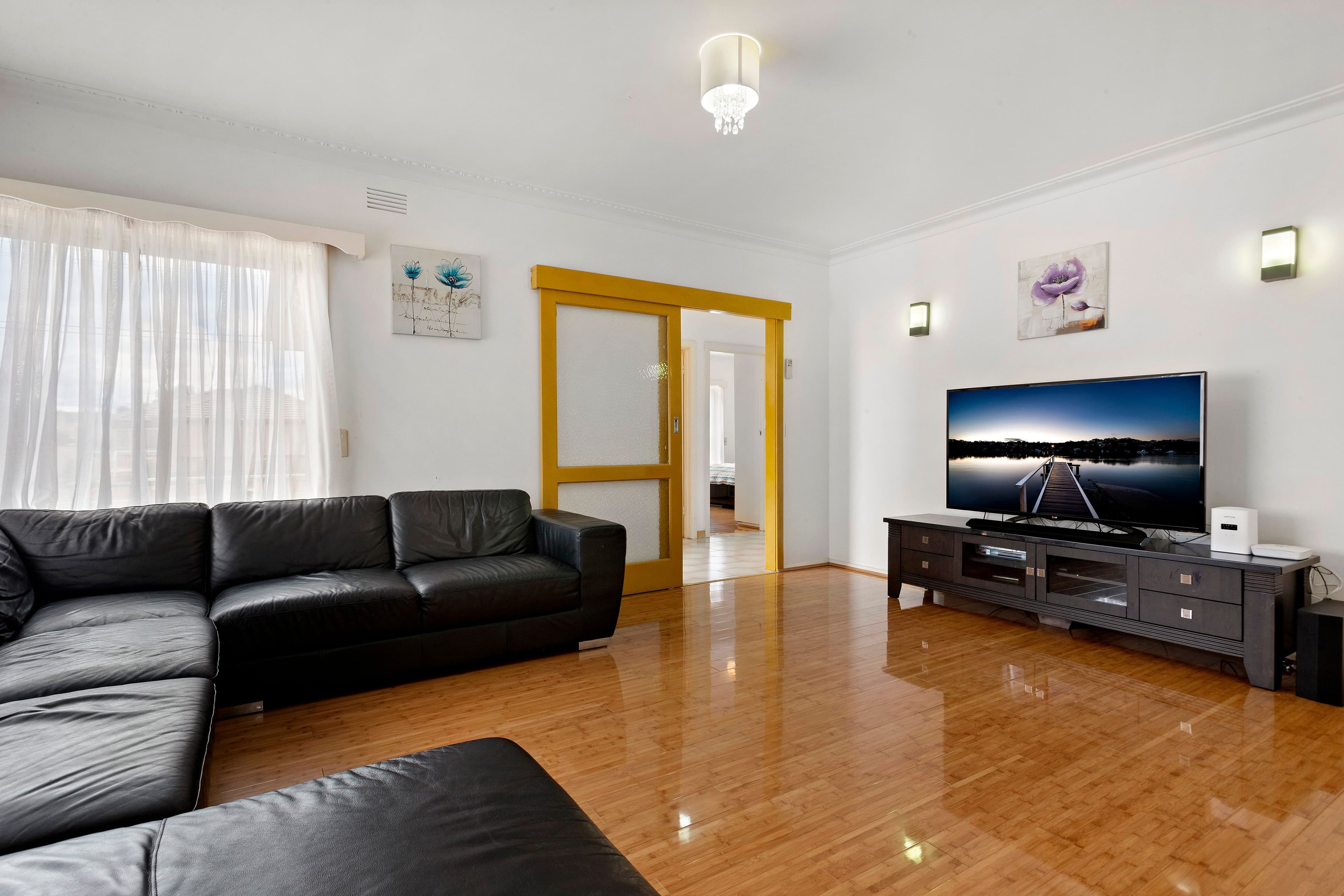 81 Rosemary Drive, Lalor VIC 3075, Lalor - Thumbnail 3