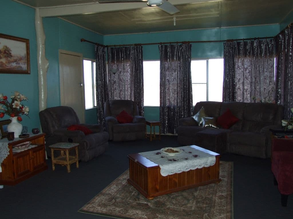 20 Klugh Street, Muttaburra QLD 4732, Muttaburra - Thumbnail 3