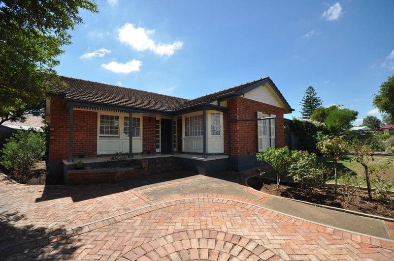 1 Barton Road, ELIZABETH DOWNS SA 5113, Elizabeth Downs - Image 1