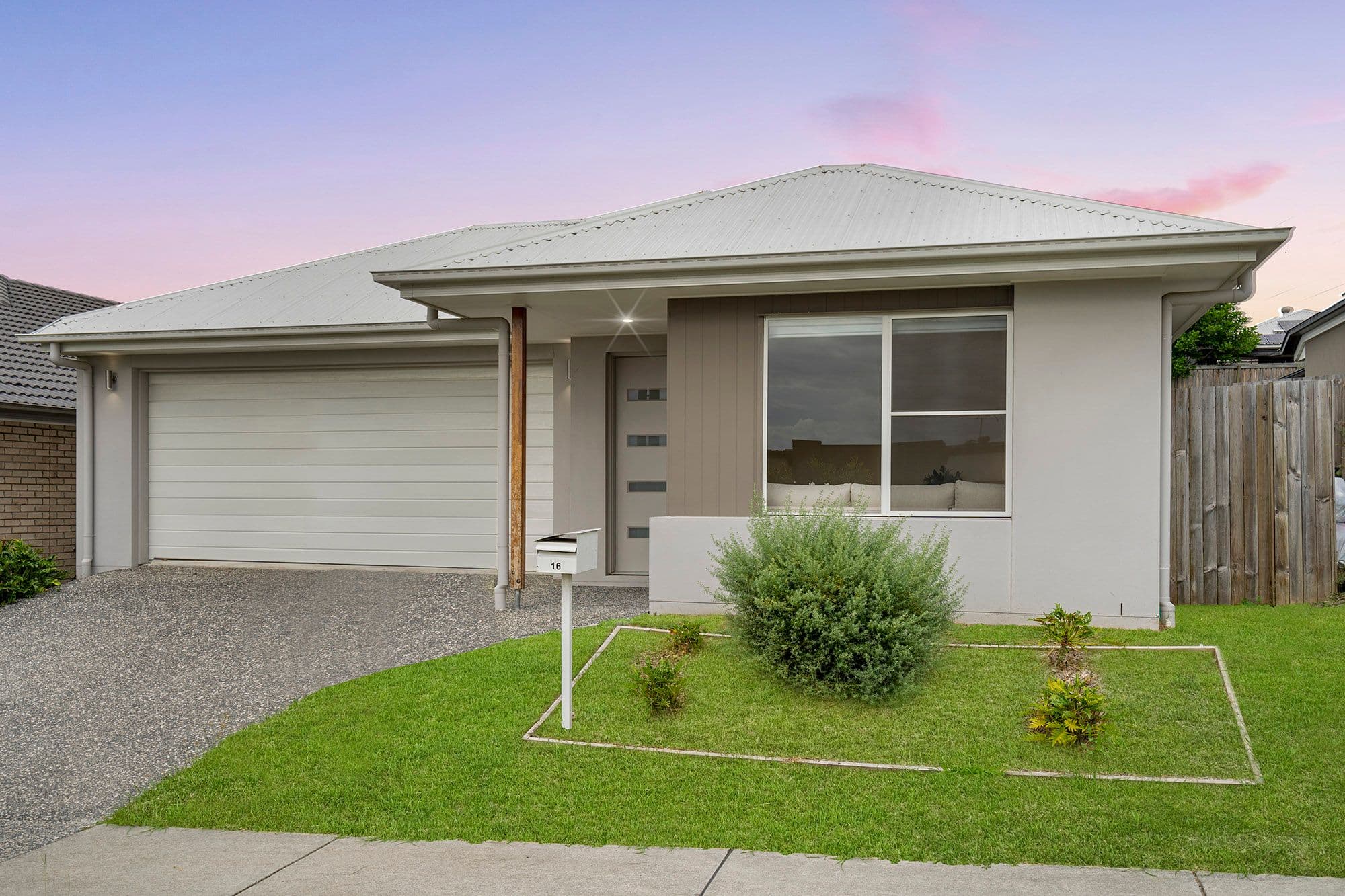 16 Trevorrow Way, Ripley QLD 4306, Ripley - Thumbnail 2