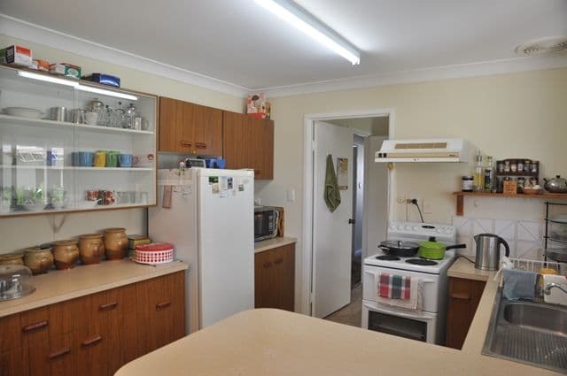 4 Rosalie Street, KINGSTHORPE QLD 4400, Kingsthorpe - Thumbnail 4