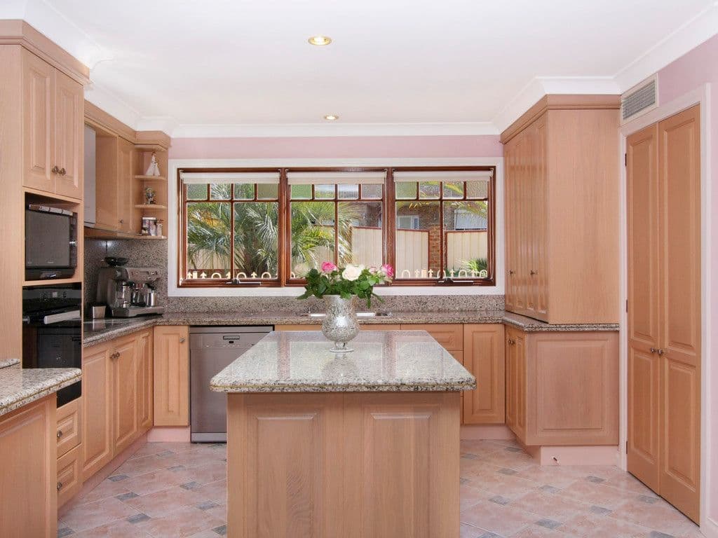 2 Kirkton Place, Edensor Park NSW 2176, Edensor Park - Thumbnail 2