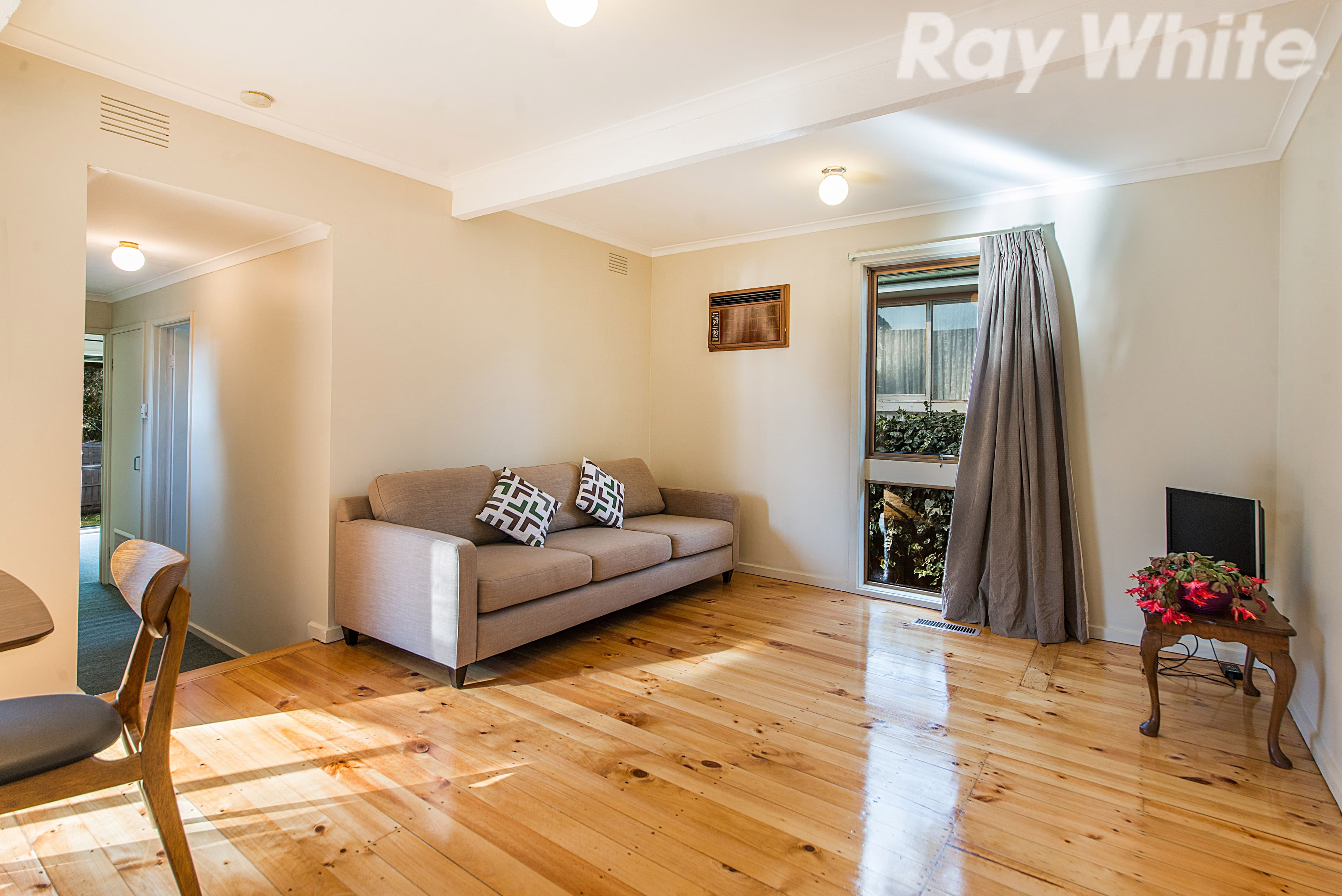 15 Chestnut Avenue, Ferntree Gully VIC 3156, Ferntree Gully - Thumbnail 4
