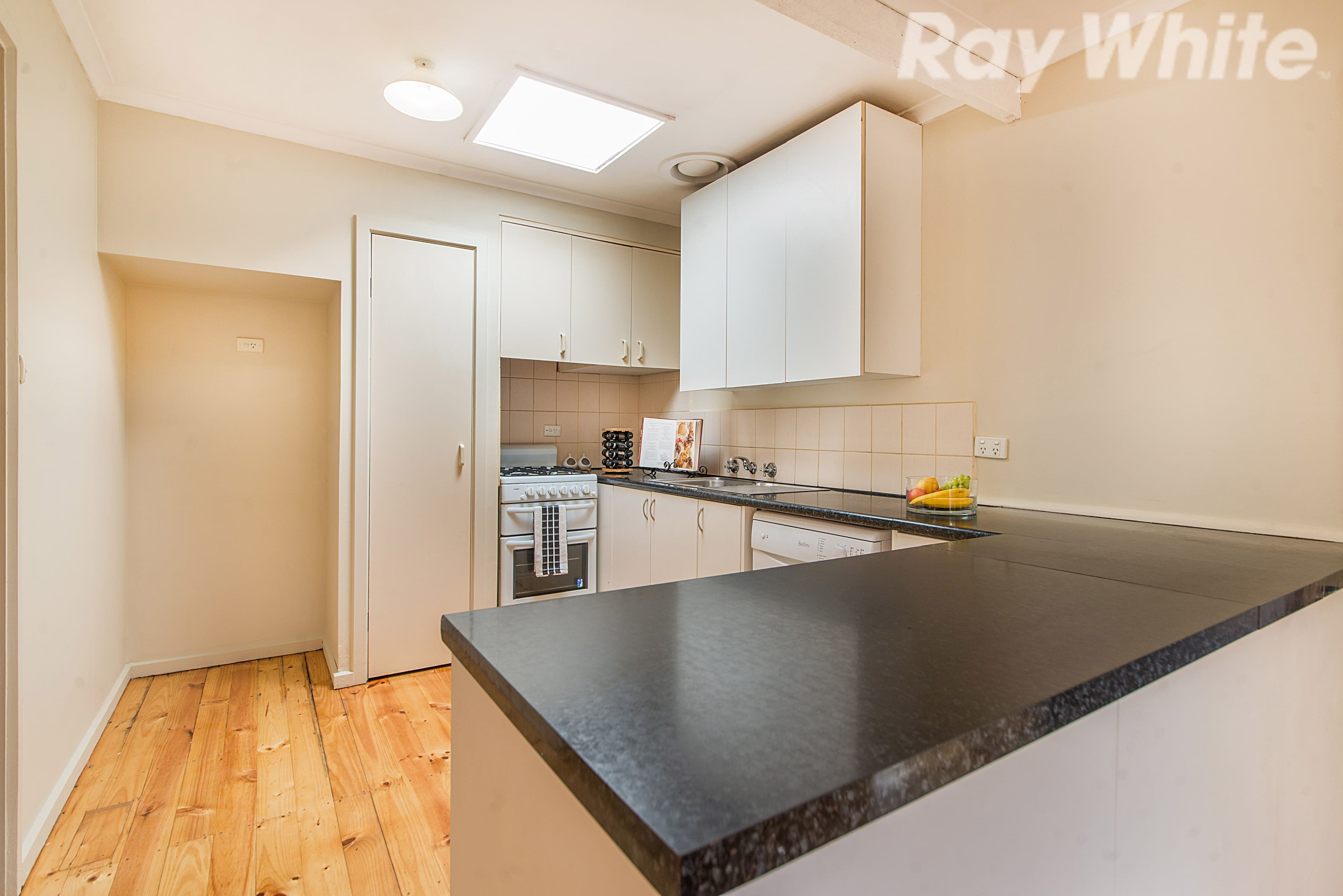 15 Chestnut Avenue, Ferntree Gully VIC 3156, Ferntree Gully - Thumbnail 6