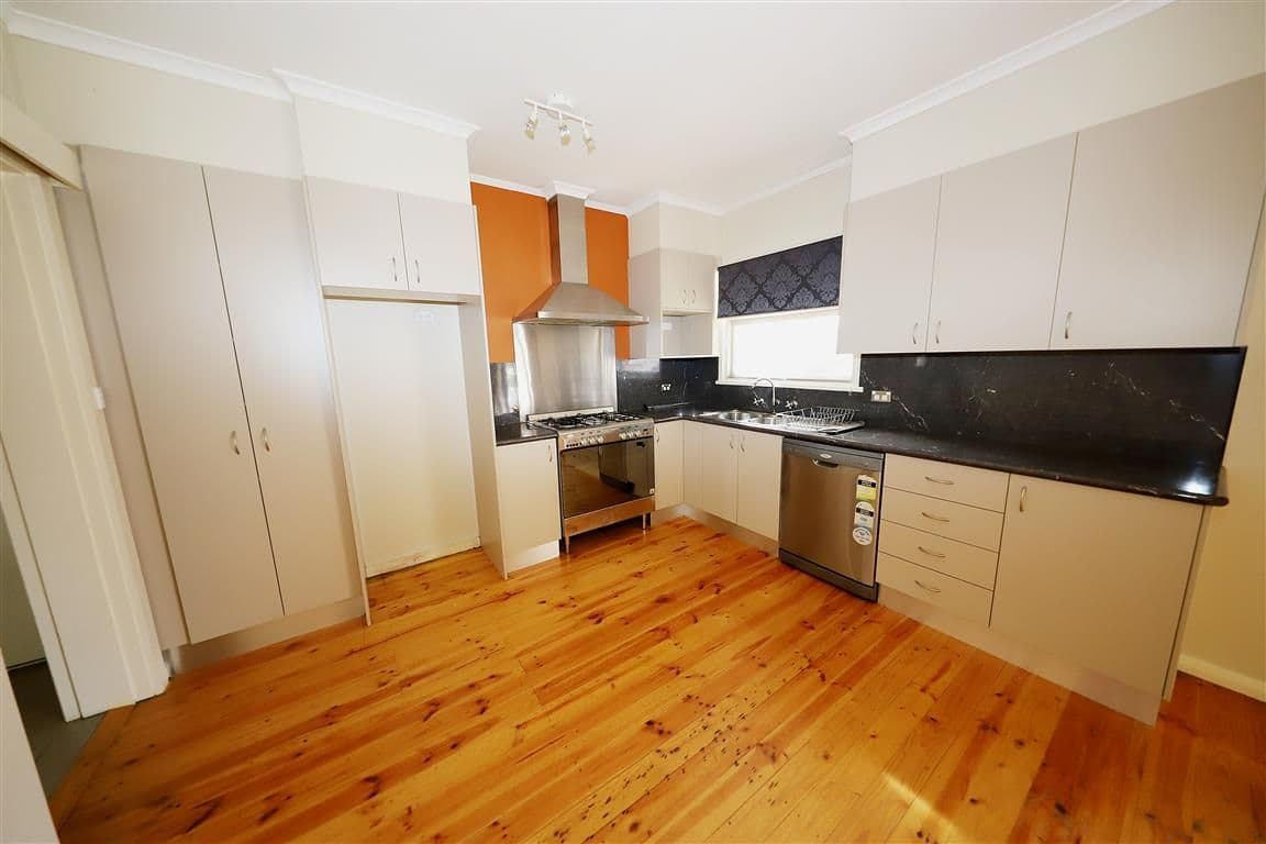 2 Nellis Street, Batlow - Thumbnail 8