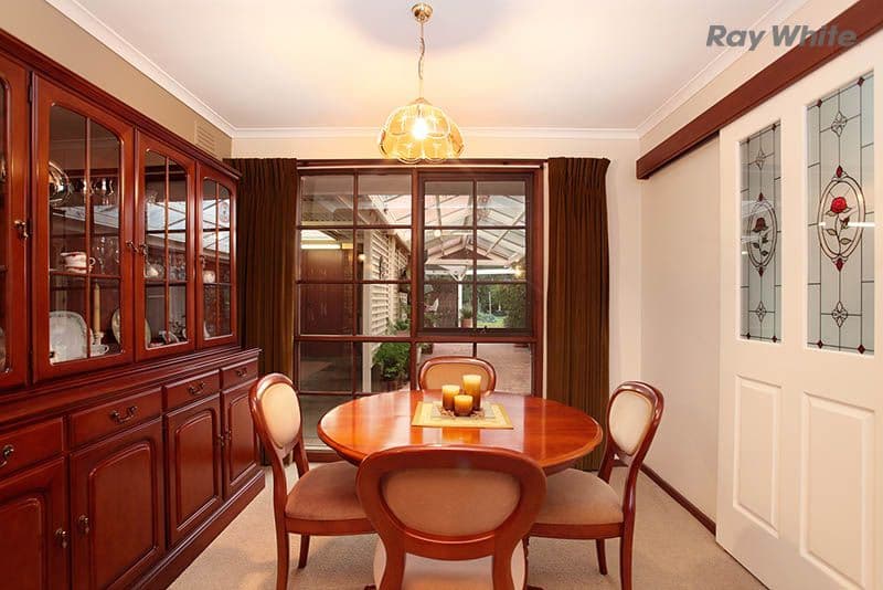38 Cocoparra Crescent, TAYLORS LAKES VIC 3038, Taylors Lakes - Thumbnail 3