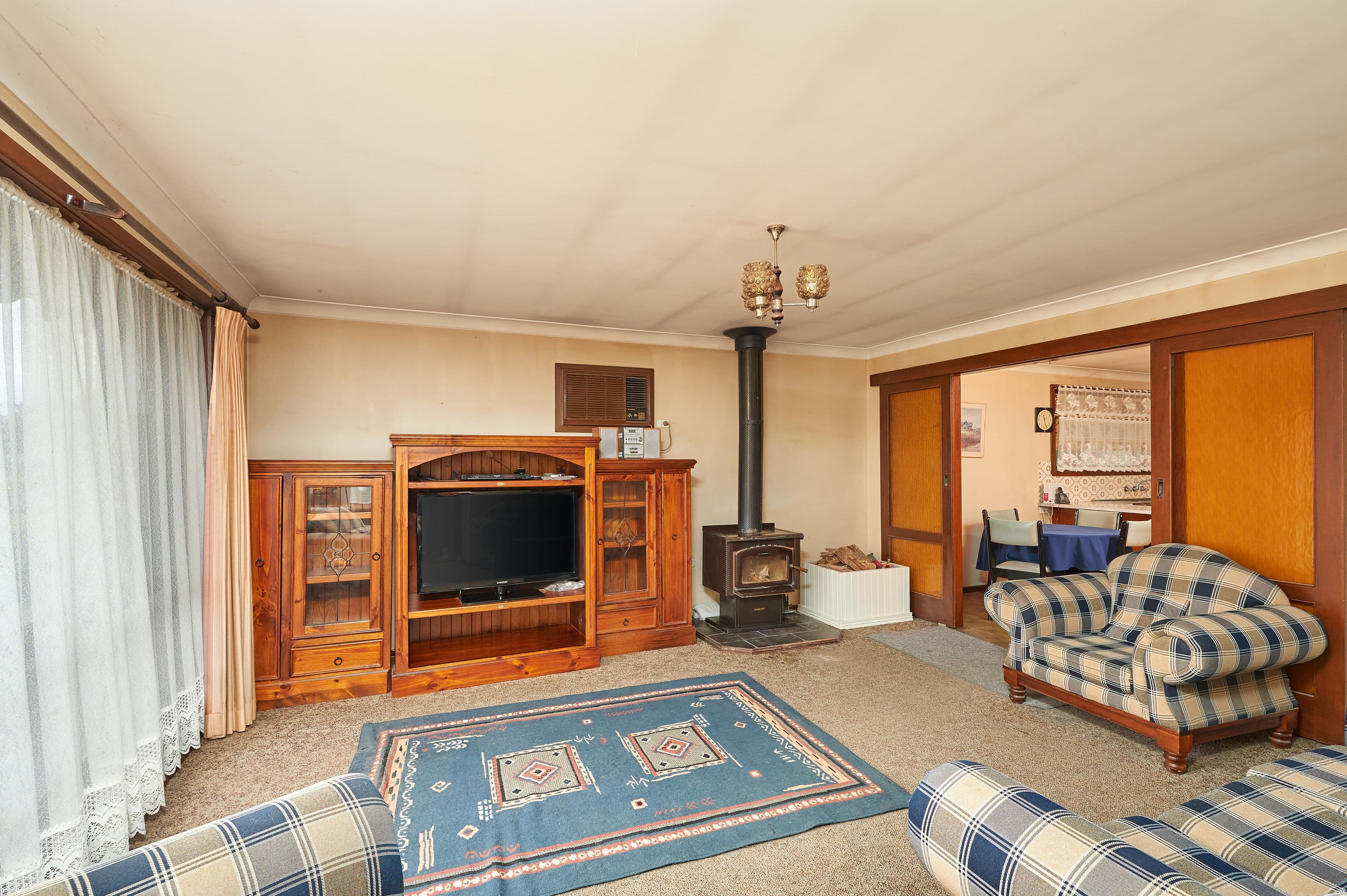 61 Huthwaite Street, Mount Austin - Thumbnail 2