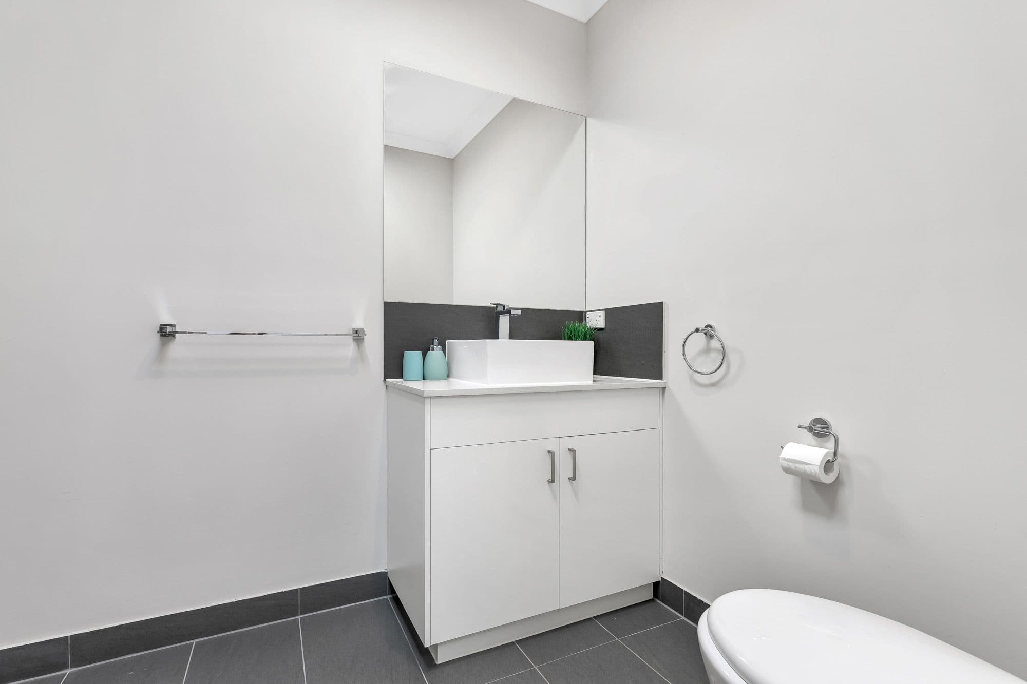 9F Obsidian Avenue, Tarneit VIC 3029, Tarneit - Thumbnail 5
