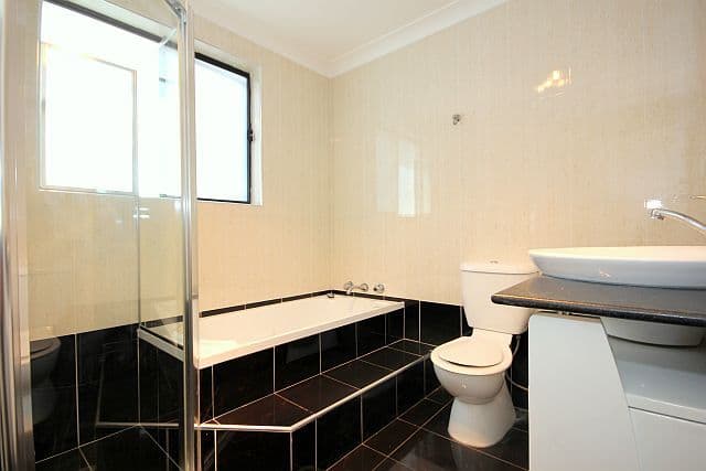 123 Greenacre Road, GREENACRE NSW 2190, Greenacre - Thumbnail 6