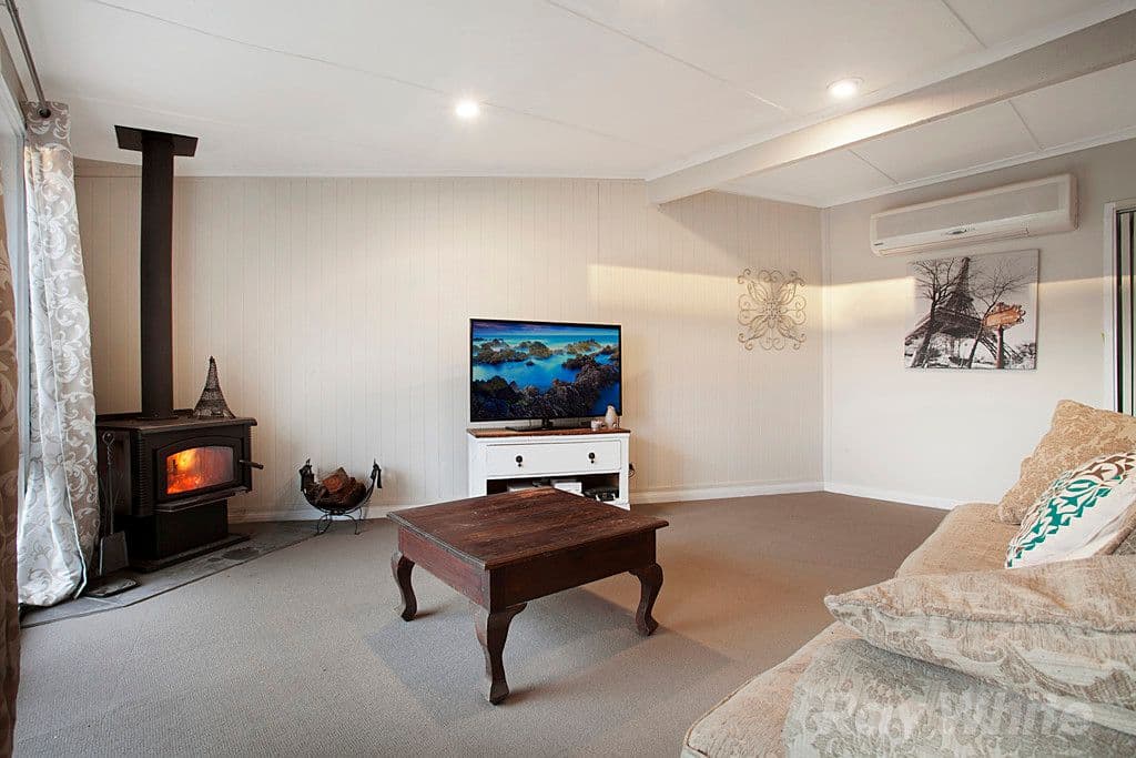1 Johnson Drive, Ferntree Gully VIC 3156, Ferntree Gully - Thumbnail 5