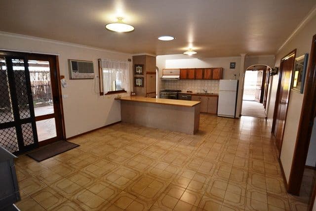 53 Delatite Road, SEYMOUR VIC 3660, Seymour - Thumbnail 4