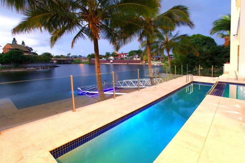34 Weatherly Avenue, MERMAID WATERS QLD 4218, Mermaid Waters - Thumbnail 2