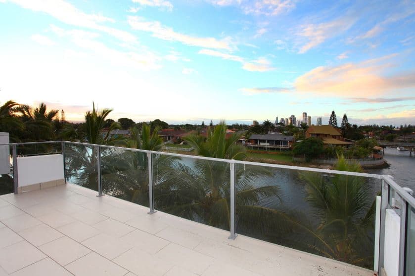 34 Weatherly Avenue, MERMAID WATERS QLD 4218, Mermaid Waters - Thumbnail 4