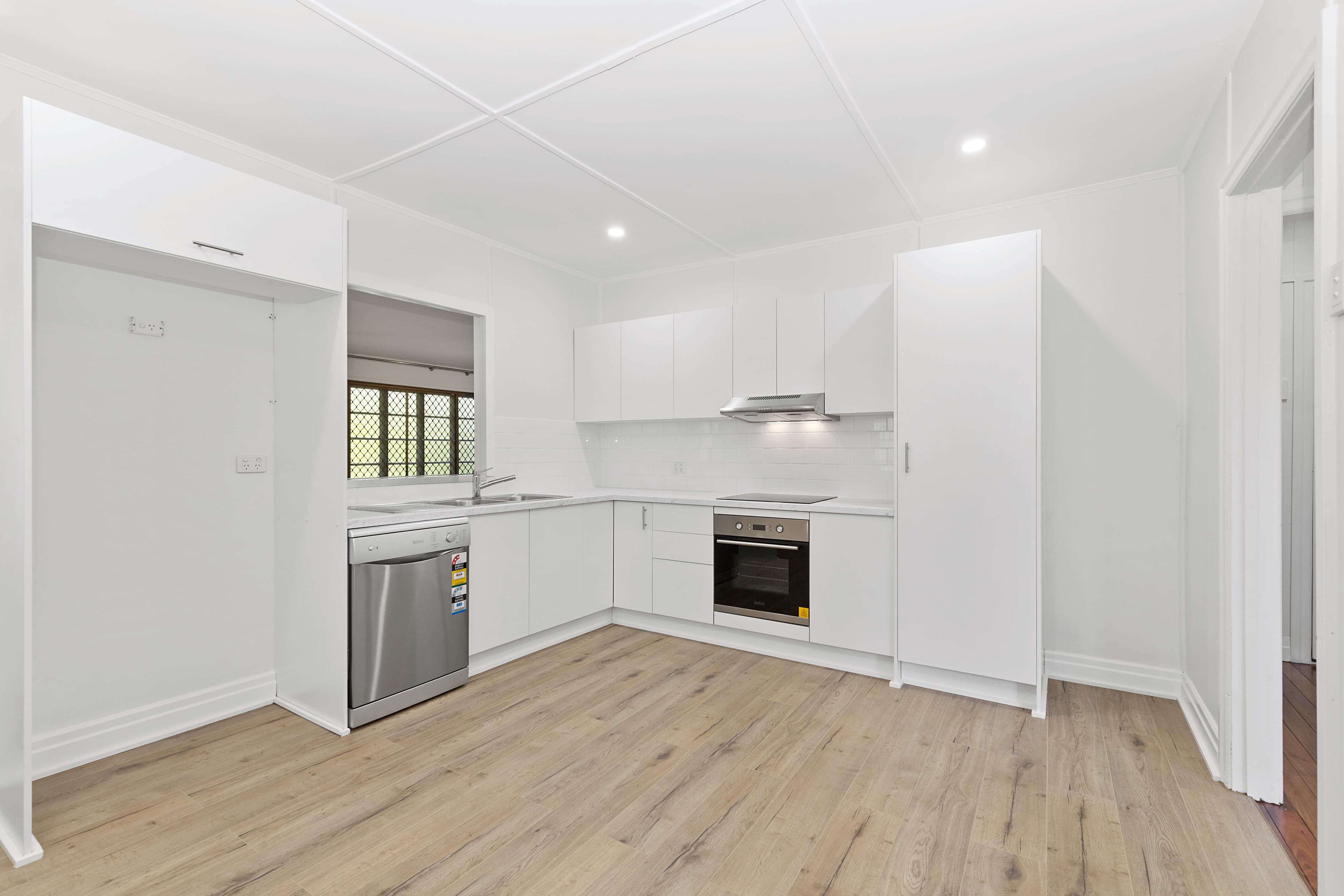 33 Brown Parade, Ashgrove QLD 4060, Ashgrove - Thumbnail 5