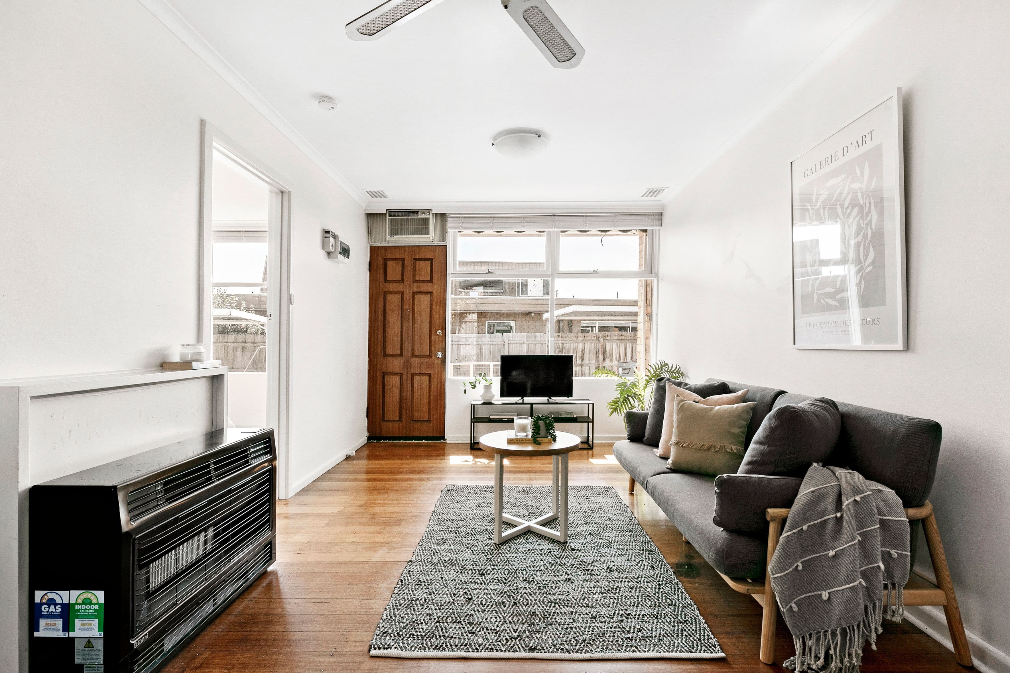 71 Pine Street, Reservoir VIC 3073, Reservoir - Thumbnail 3