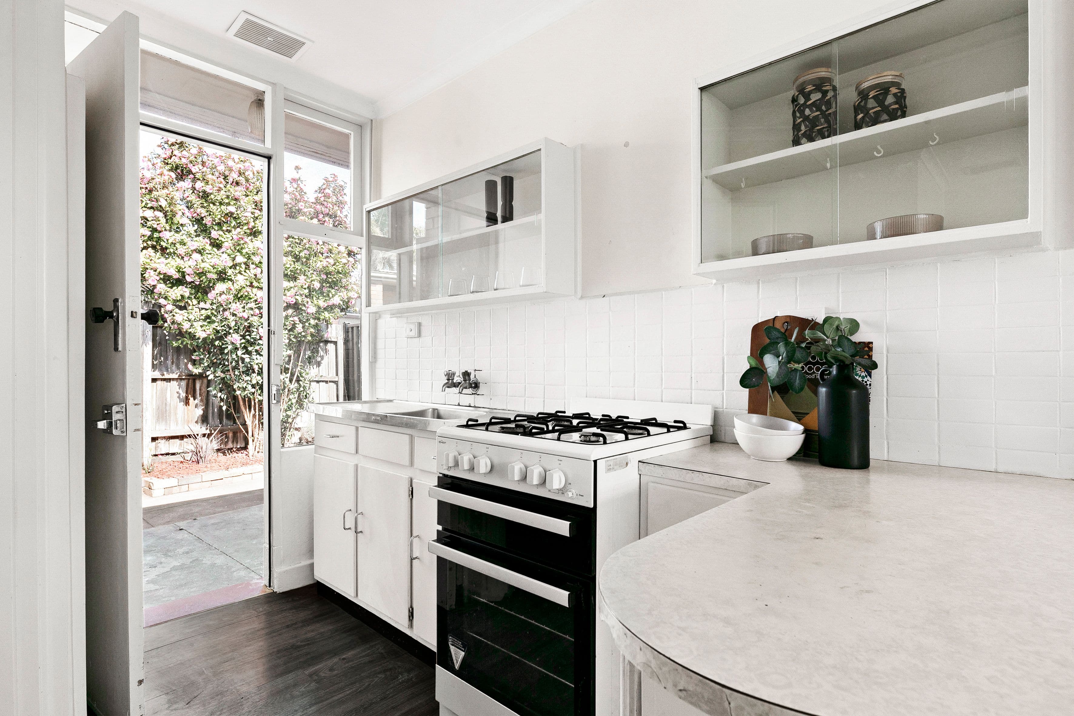 71 Pine Street, Reservoir VIC 3073, Reservoir - Thumbnail 6