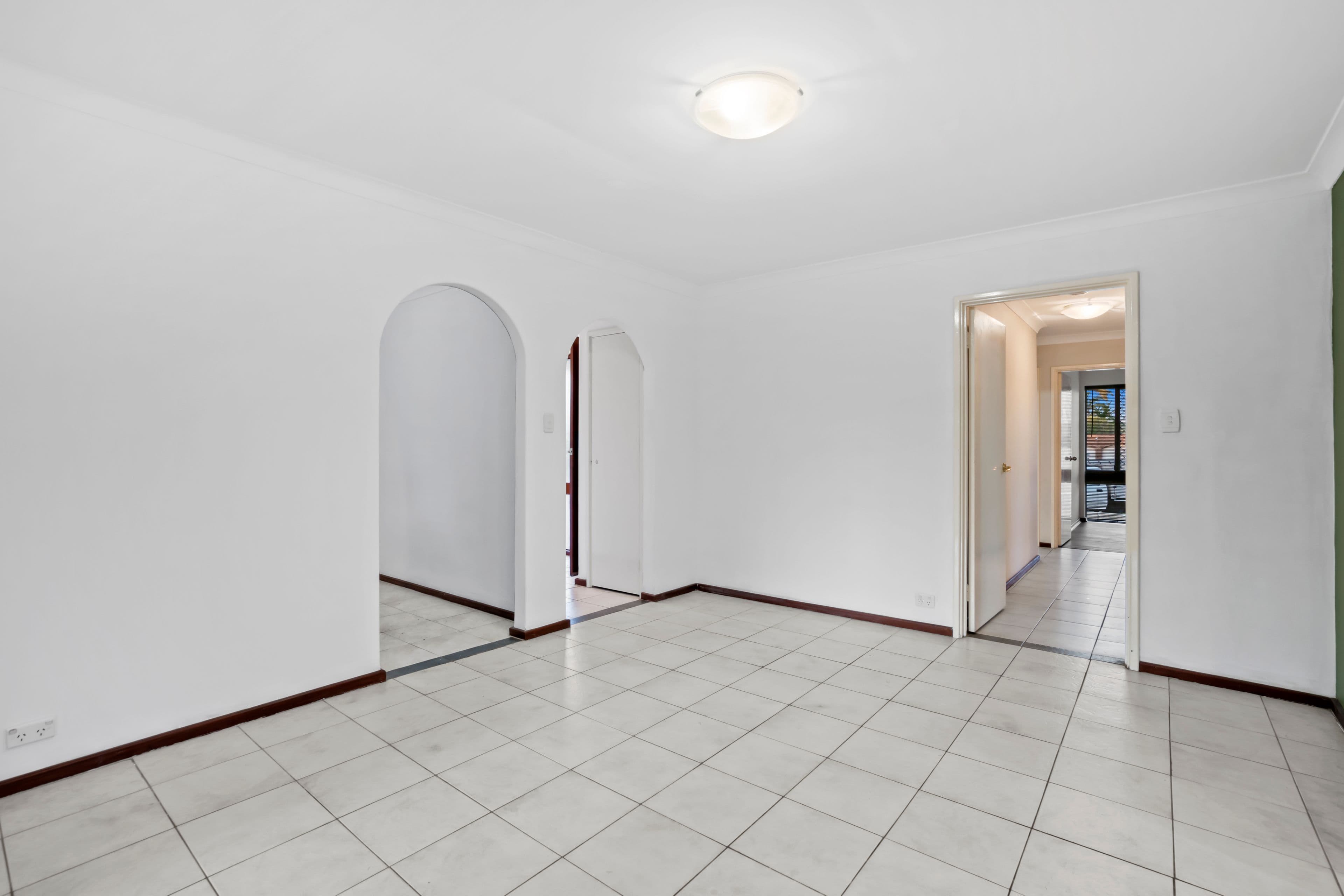 39 Ashburton Drive, Gosnells WA 6110, Gosnells - Thumbnail 5