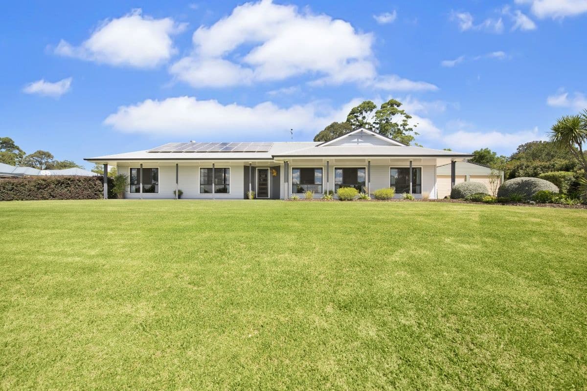 6 Schulz Street, Highfields QLD 4352, Highfields - Image 1