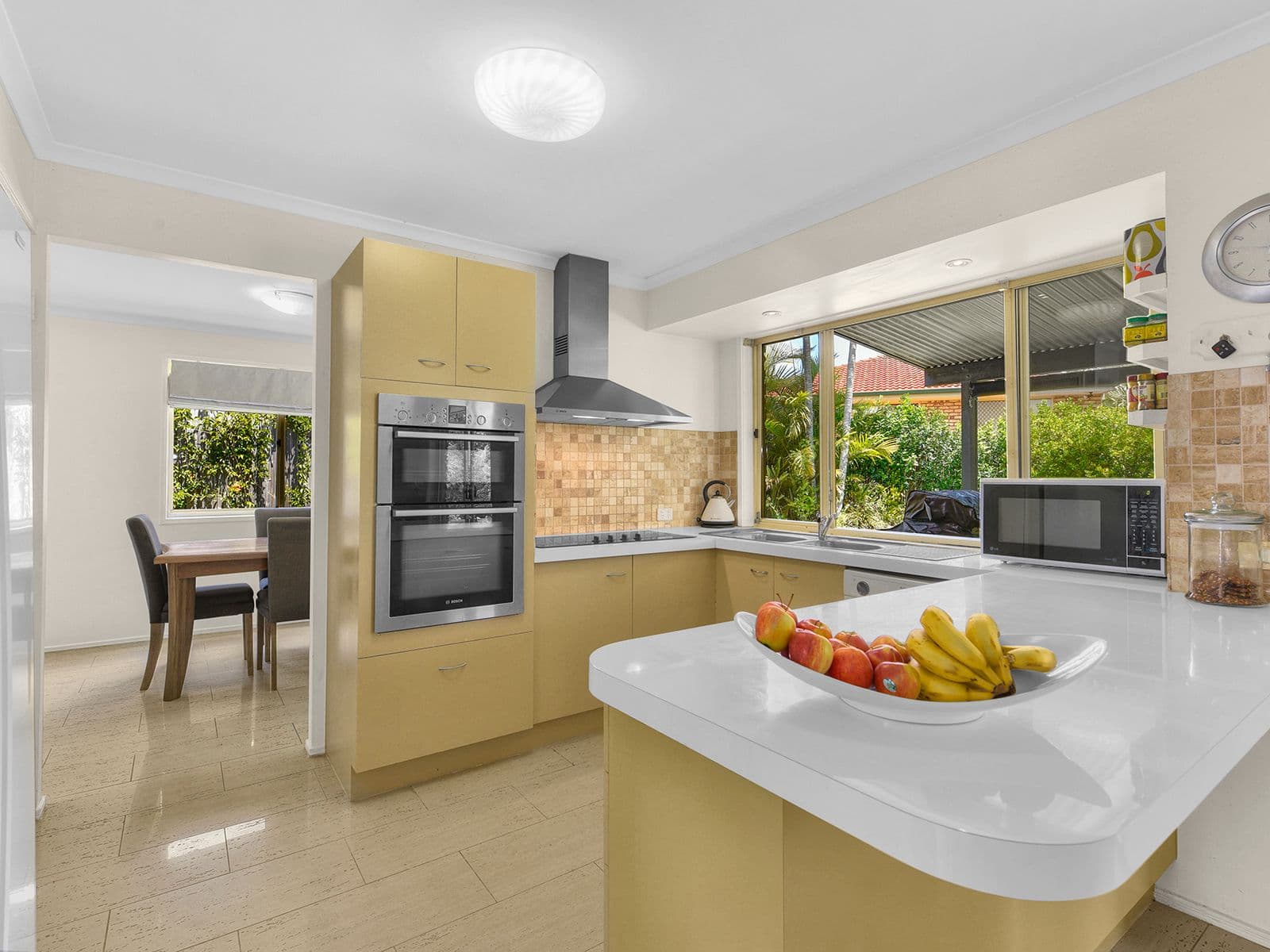 142 Cadogan Street, Carindale QLD 4152, Carindale - Thumbnail 3