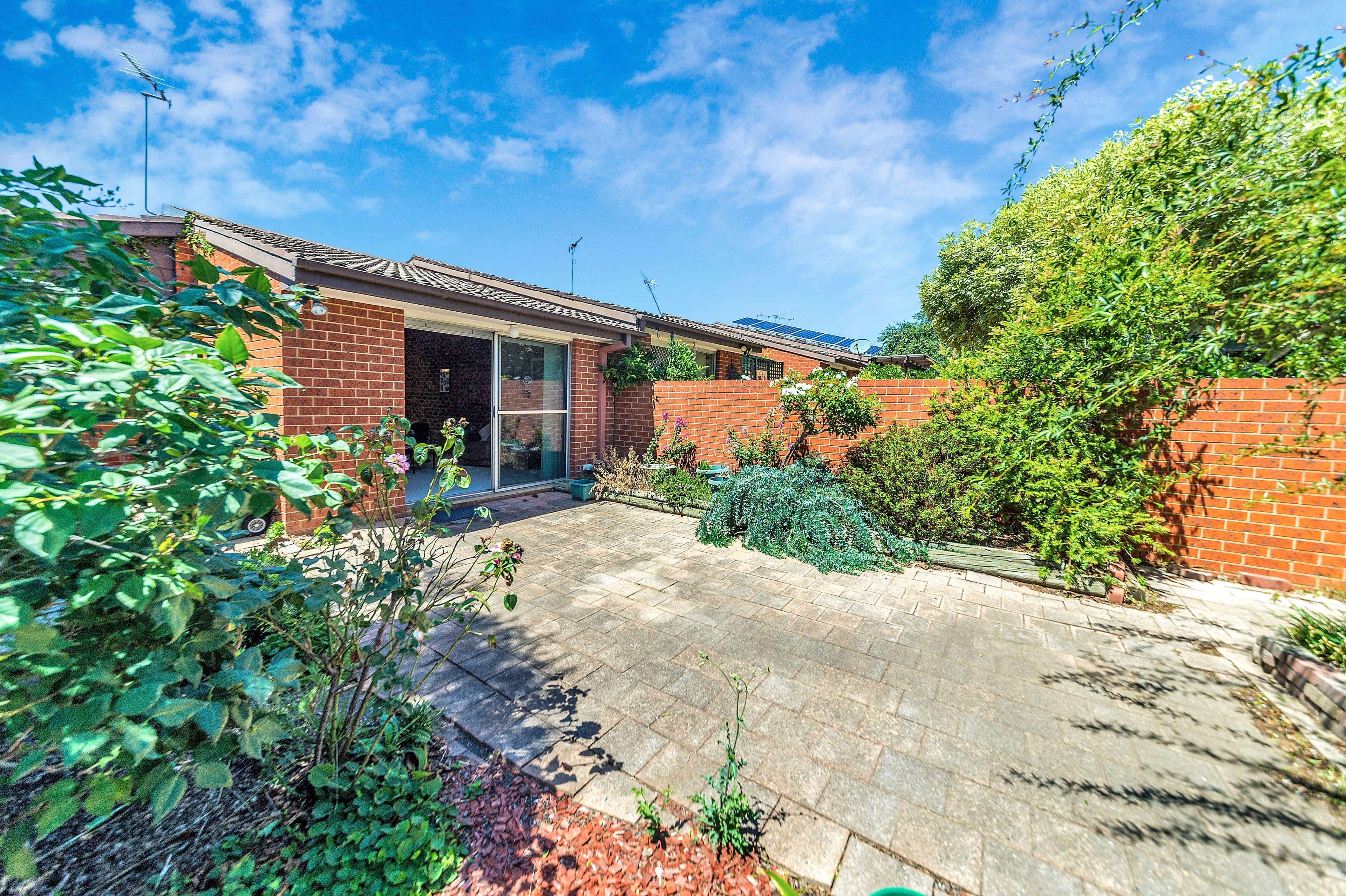 47 Christopher Crescent, Queanbeyan NSW 2620, Queanbeyan - Thumbnail 2