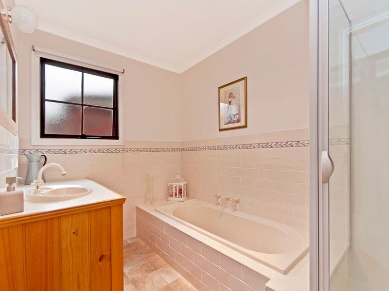 14 Baileyana Drive, WARRNAMBOOL VIC 3280, Warrnambool - Thumbnail 5