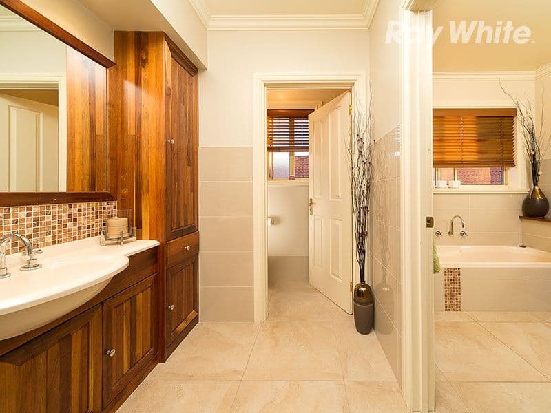 4 Doulton Drive, West Albury NSW 2640, West Albury - Thumbnail 5