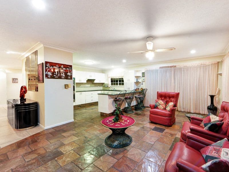 22 Sunshine Boulevard, Broadbeach Waters QLD 4218, Broadbeach Waters - Thumbnail 6