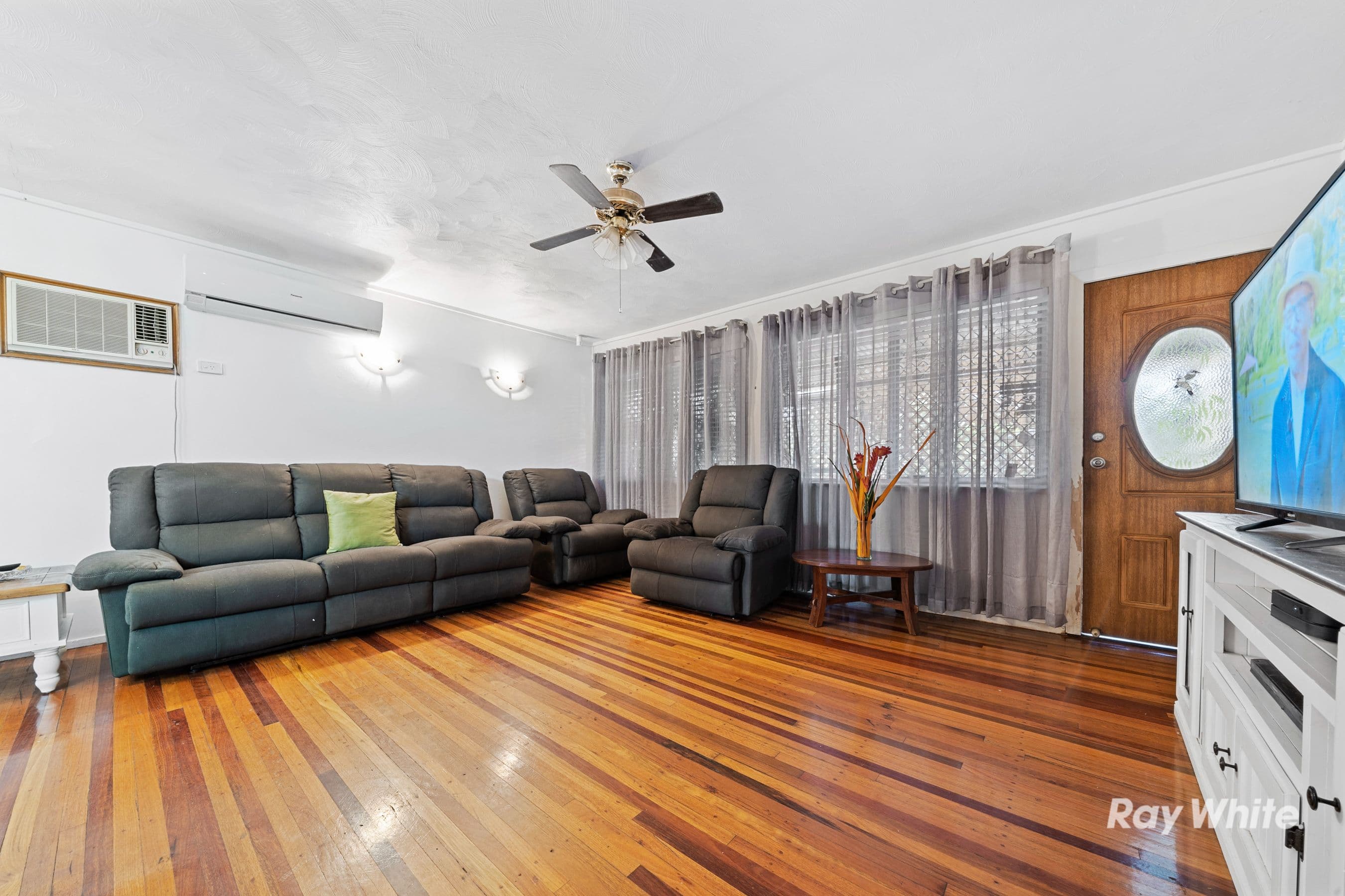 10 She-Oak Street, Logan Central QLD 4114, Logan Central - Thumbnail 4