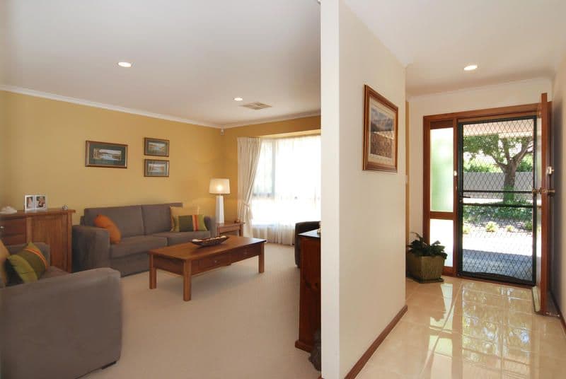 18 Hampton Drive, OAKDEN SA 5086, Oakden - Thumbnail 2