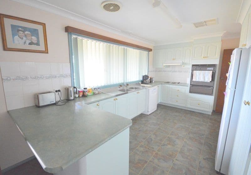31 Wollowra Street, Cowra NSW 2794, Cowra - Thumbnail 4