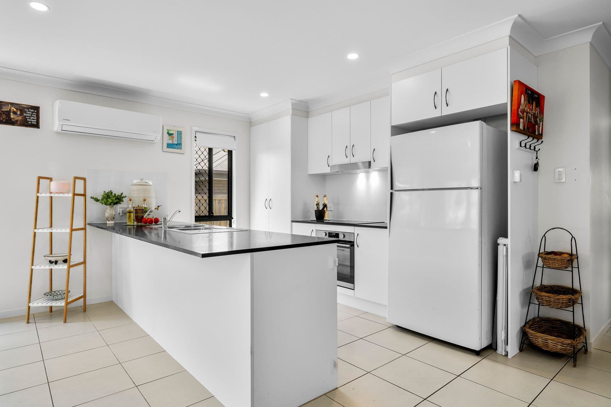 27 Voyager Terrace, Pimpama QLD 4209, Pimpama - Thumbnail 4