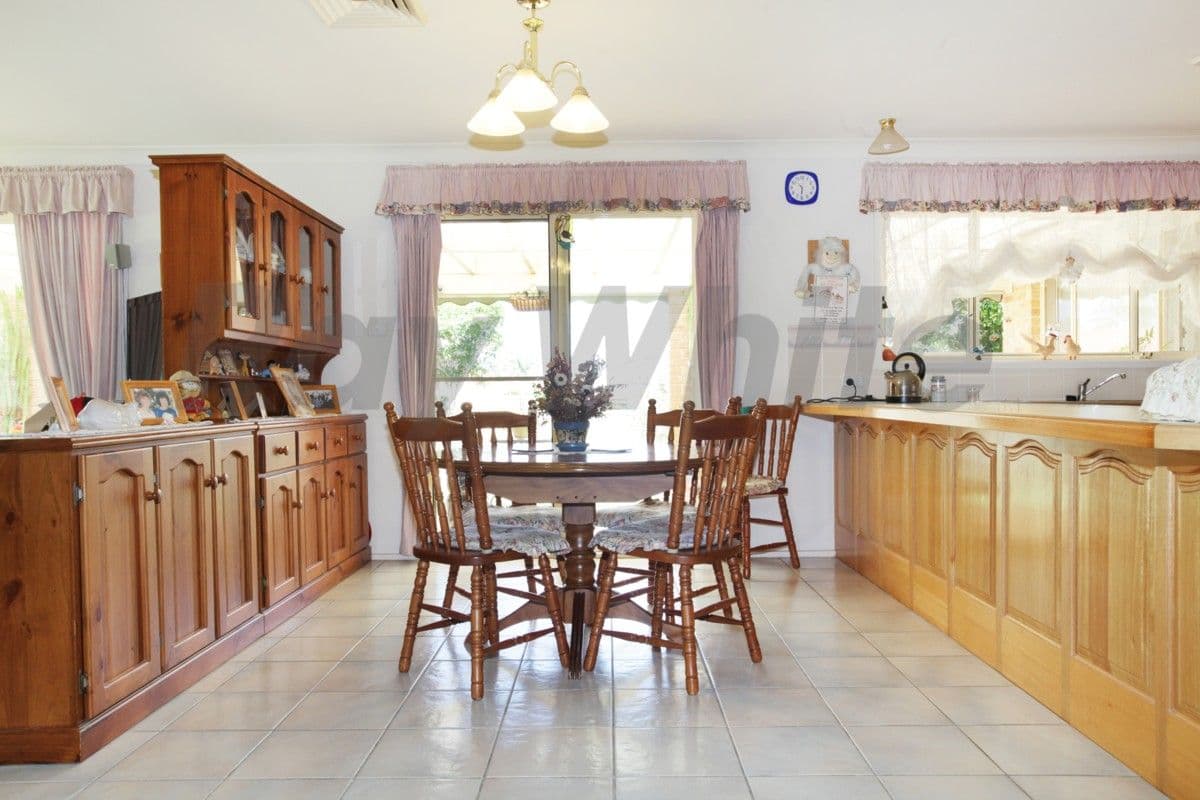 6 Mogo Place, GLENMORE PARK NSW 2745, Glenmore Park - Thumbnail 7